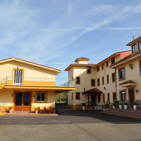 Hotel Alonso Llanes Exterior photo